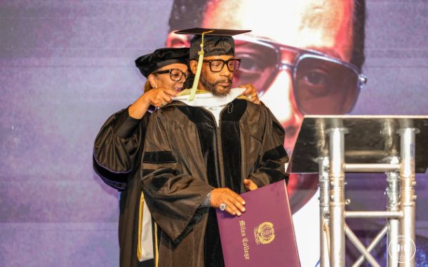 Katt Williams receiving Degree at Miles College